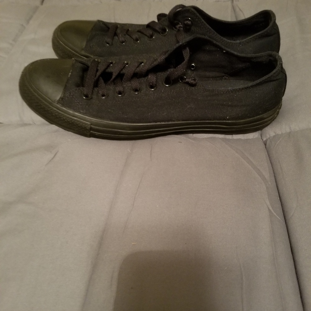 Black chucks